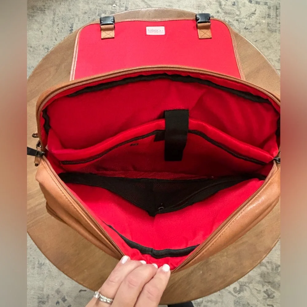 Snugg Laptop Case